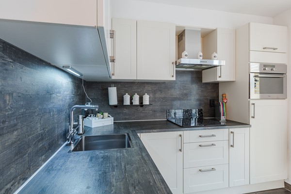 Medium property photo - Schalkhaarstraat 89, 5035 GR Tilburg